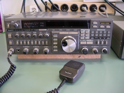 FT-736R